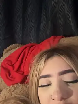 Akirahattori  live sex cam