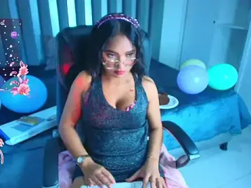 Selene_luxe  live sex cam