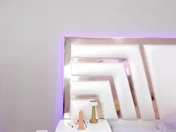 Aisharhodes00  live sex cam