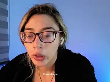 Carolblonde  live sex cam