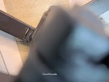 Carolblonde  live sex cam