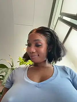 ___Nessa  live sex cam