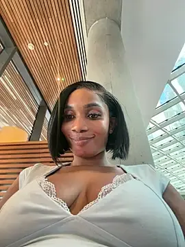 ___Nessa  live sex cam