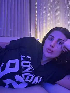 Jojoa23  live sex cam