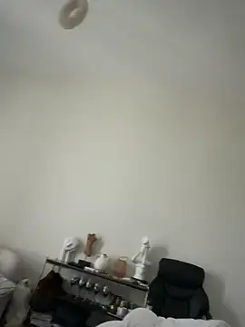 Superhut  live sex cam