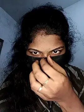 Tamilsaisree  live sex cam