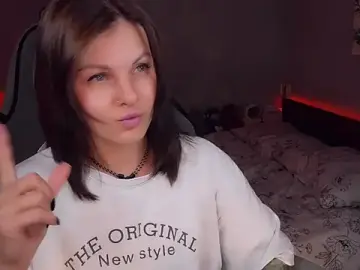 Alaska_ya  live sex cam