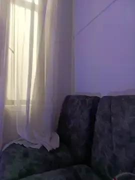 Holly_1Rosse  live sex cam