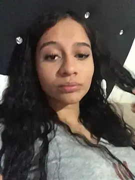 Isbeela_hott  live sex cam
