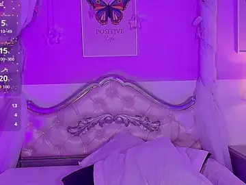 NatashaMiiller  live sex cam