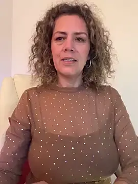 Paty_chic  live sex cam