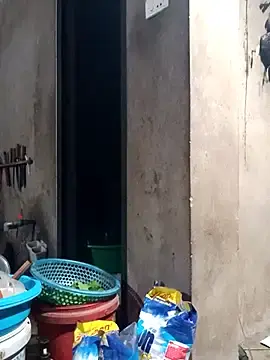Yula-bi  live sex cam