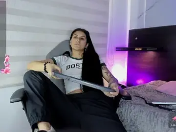Cloe_aas  live sex cam