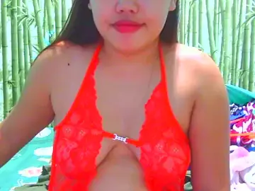 Lovelyass4u14  live sex cam