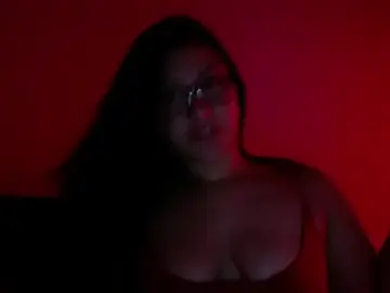 LuciaTomson  live sex cam