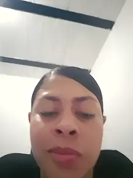 Daliataleboficiall  live sex cam