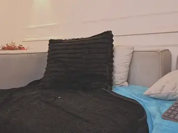 Giigii_hadidd  live sex cam