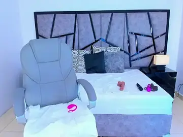 JeinnoveMontenegr0  live sex cam