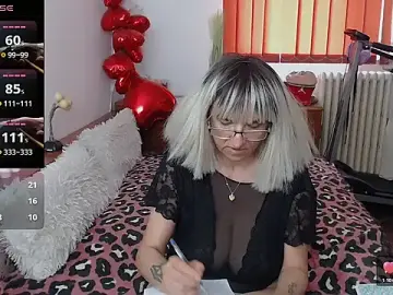 MilfDolores  live sex cam