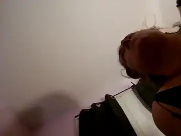 Sugartits112178  live sex cam