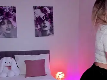 ZaraBloom  live sex cam