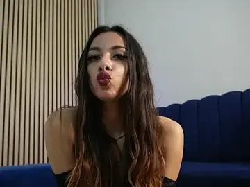 ZaraFuckDoll  live sex cam