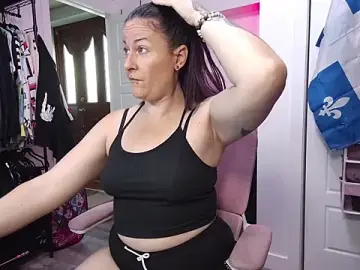 Gennyrock  live sex cam
