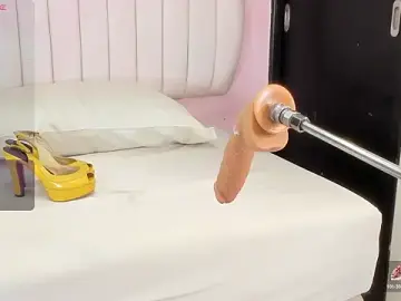 Lisa_milf_  live sex cam