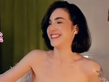 Lunar_spark  live sex cam