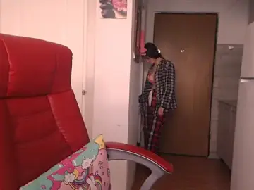 Simyhvn  live sex cam