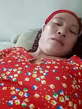 Mila-di  live sex cam