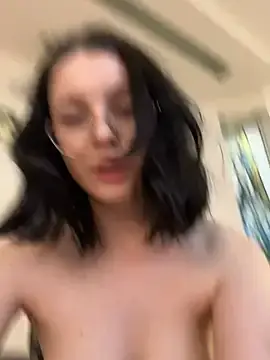 MollyKissXXX  live sex cam
