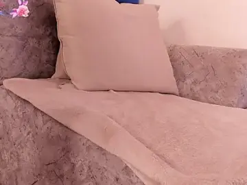 Rubby__Redd  live sex cam