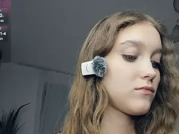 SerrenaAa  live sex cam