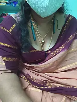 Tamil-kaviya98  live sex cam