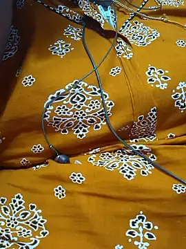 Tamilkeerthana  live sex cam