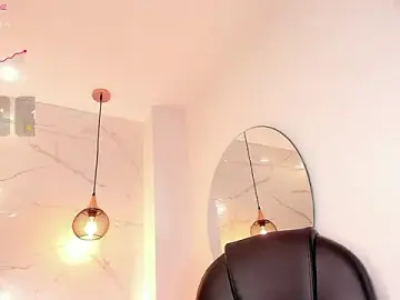 Aili_queens  live sex cam