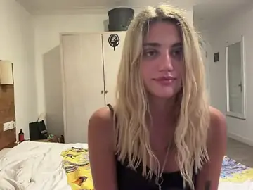ArtieKeith  live sex cam