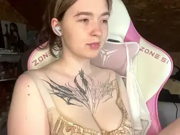 HeidiTian  live sex cam