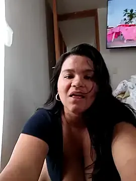 Julieta-tits  live sex cam