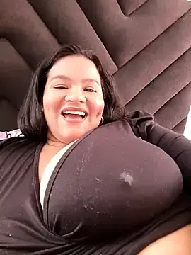 Julieta-tits  live sex cam
