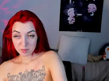 Luna_xSweet  live sex cam