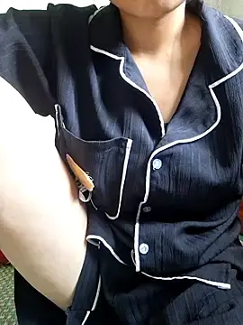 Mey_mey2k3  live sex cam