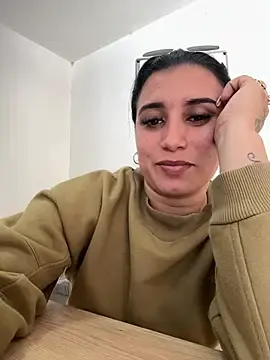 OrianaLove_  live sex cam