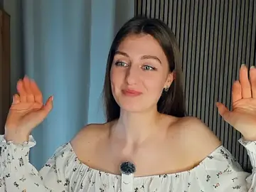 Kyongclab  live sex cam