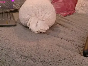Miluv19  live sex cam