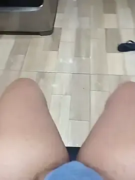 Nathyh  live sex cam