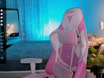 AdeleRoberts  live sex cam