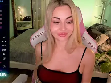 AdeleRoberts  live sex cam