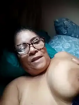 Delicy1  live sex cam